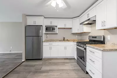 9 Cross St #7, Chelmsford, MA 01863 - Photo 2