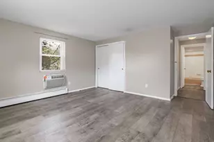 9 Cross St, Chelmsford, MA 01863 - Photo 12