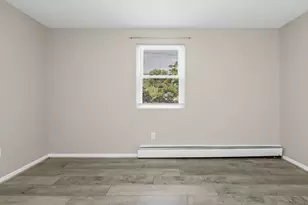 9 Cross St, Chelmsford, MA 01863 - Photo 10