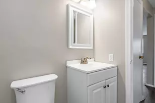 9 Cross St, Chelmsford, MA 01863 - Photo 16