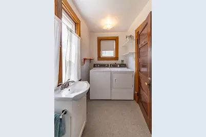 22 W Center St, Northampton, MA 01062 - Photo 16