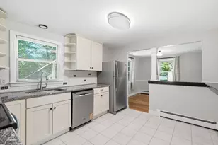 23 Acorn St, Scituate, MA 02066 - Photo 12