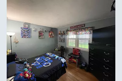 126 Warregan St, Chicopee, MA 01013 - Photo 10