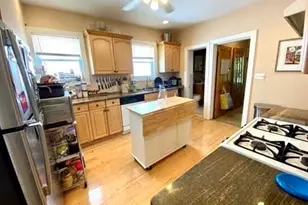 10 Berkeley St, Watertown, MA 02472 - Photo 4