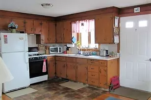 9 Central Pl(Winter Rental), Bourne, MA 02532 - Photo 2