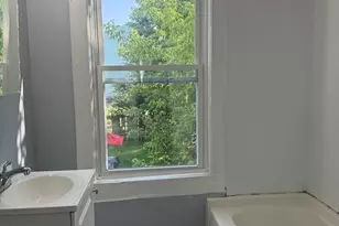 103 Tecumseh St, Fall River, MA 02721 - Photo 10