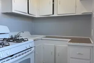 103 Tecumseh St, Fall River, MA 02721 - Photo 8