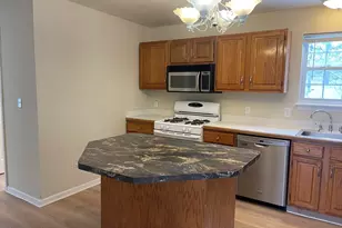17 Azalea Ln, Marlborough, MA 01752 - Photo 6