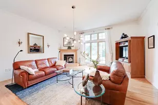 18 Bayberry Dr, Easthampton, MA 01027 - Photo 1