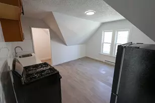 8 Colonial Ave, Boston, MA 02124 - Photo 2