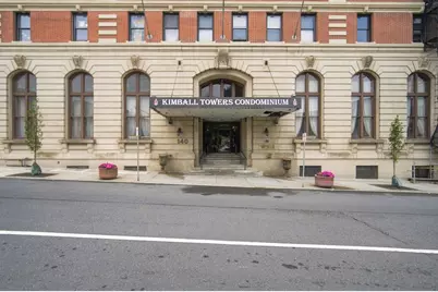 140 Chestnut #205, Springfield, MA 01103 - Photo 1