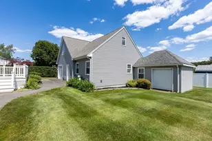 60 Bryan Dr, Taunton, MA 02780 - Photo 4