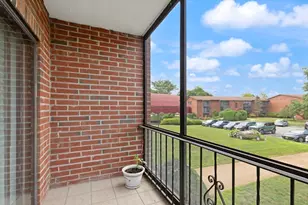 221 Oak St, Brockton, MA 02301 - Photo 4
