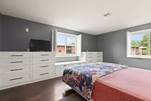 221 Oak St, Brockton, MA 02301 - Photo 6
