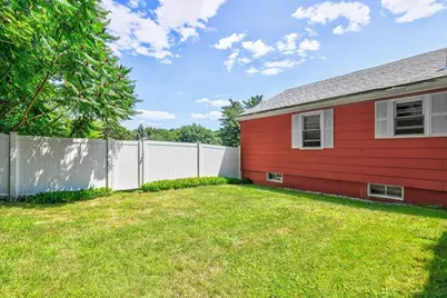 15 Norman Place, Leominster, MA 01453 - Photo 8