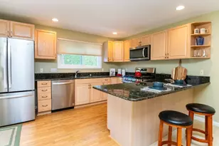 60 Algonquin Trail, Ashland, MA 01721 - Photo 2