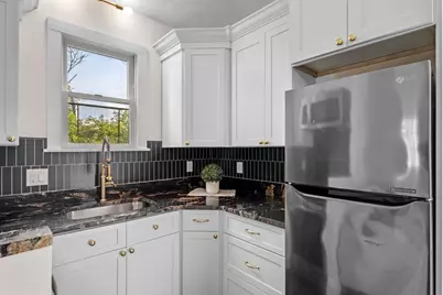 28 Columbus Ave #4, Beverly, MA 01915 - Photo 4