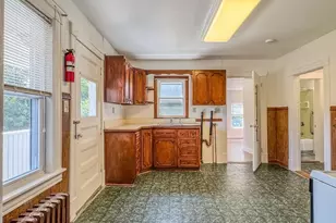 344 Conway St, Greenfield, MA 01301 - Photo 18