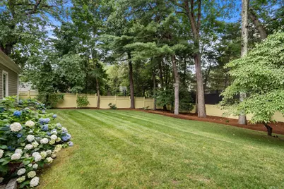23 Bellevue, Wellesley, MA 02481 - Photo 8