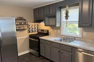 16 Longwood Ave, Peabody, MA 01960 - Photo 4