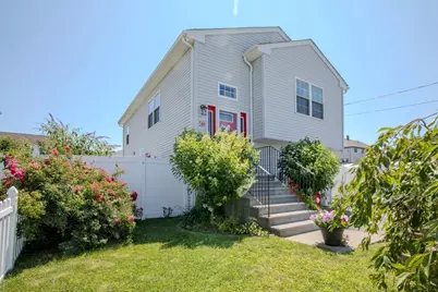 58 Manchester St, Fall River, MA 02721 - Photo 2