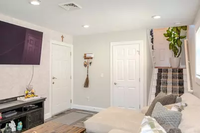 58 Manchester St, Fall River, MA 02721 - Photo 24