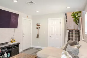 58 Manchester St, Fall River, MA 02721 - Photo 24