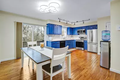 200 Lambert Ter #11, Chicopee, MA 01020 - Photo 4