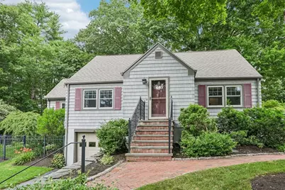 8 Foster St, Oxford, MA 01540 - Photo 2