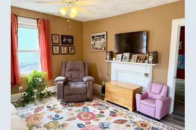 7 General Cobb St #7, Taunton, MA 02780 - Photo 6