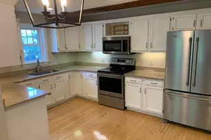 68 Temple St, Newburyport, MA 01950 - Photo 10