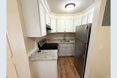 9 Hannon St, Boston, MA 02124 - Photo 6