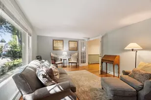 5 Hemlock St, Beverly, MA 01915 - Photo 10