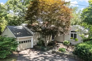 5 Hemlock St, Beverly, MA 01915 - Photo 1