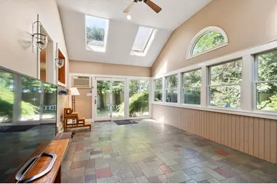 5 Hemlock Street, Beverly, MA 01915 - Photo 18