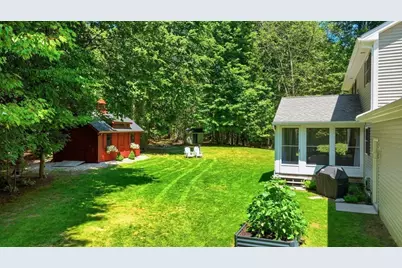 106 Valley Rd, Southampton, MA 01073 - Photo 4