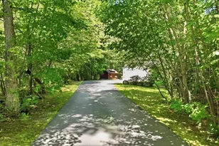 106 Valley Rd, Southampton, MA 01073 - Photo 2