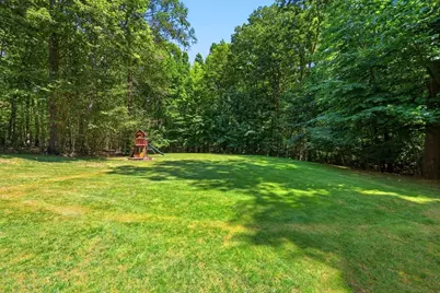 106 Valley Rd, Southampton, MA 01073 - Photo 10