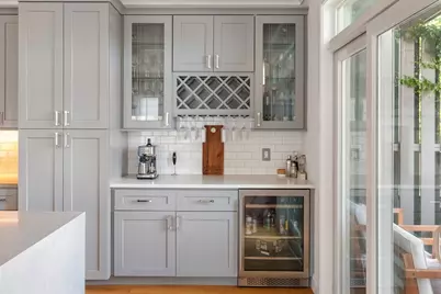 854 E Broadway St #3, Boston, MA 02127 - Photo 8