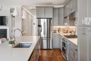 854 E Broadway St, Boston, MA 02127 - Photo 6