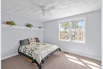 11 Fleming St, Lowell, MA 01851 - Photo 14