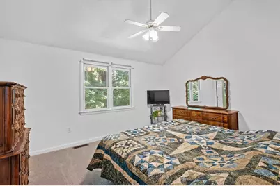 11 Fleming St, Lowell, MA 01851 - Photo 18