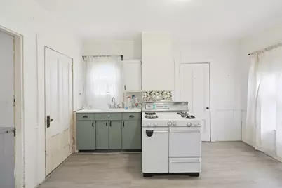 101 Winthrop St, Brockton, MA 02301 - Photo 18