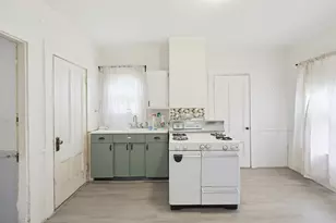 101 Winthrop St, Brockton, MA 02301 - Photo 18