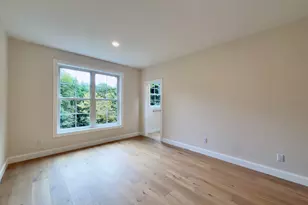 94 Lyman Rd, Northampton, MA 01060 - Photo 12