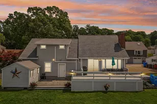 10 Pine Bluff Ave, Merrimac, MA 01860 - Photo 4