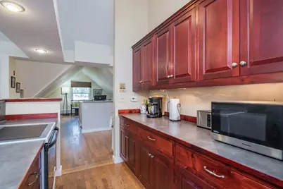 10 N Main St #5E, Williamsburg, MA 01096 - Photo 16