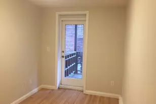 33 Hanson St, Boston, MA 02118 - Photo 4
