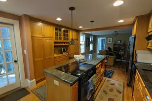 66 Purchase St, Newburyport, MA 01950 - Photo 2