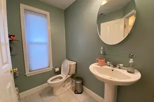 241 Prospect St, Cambridge, MA 02139 - Photo 10